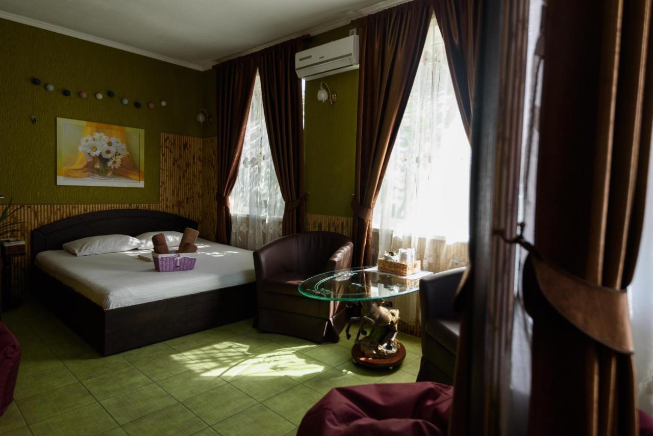 Maiami Hotell Nikopol Eksteriør bilde